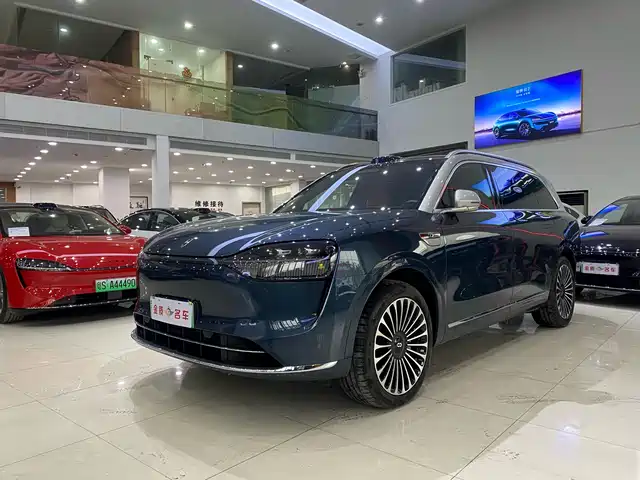 AITO ASK THE WORLD M9 2024