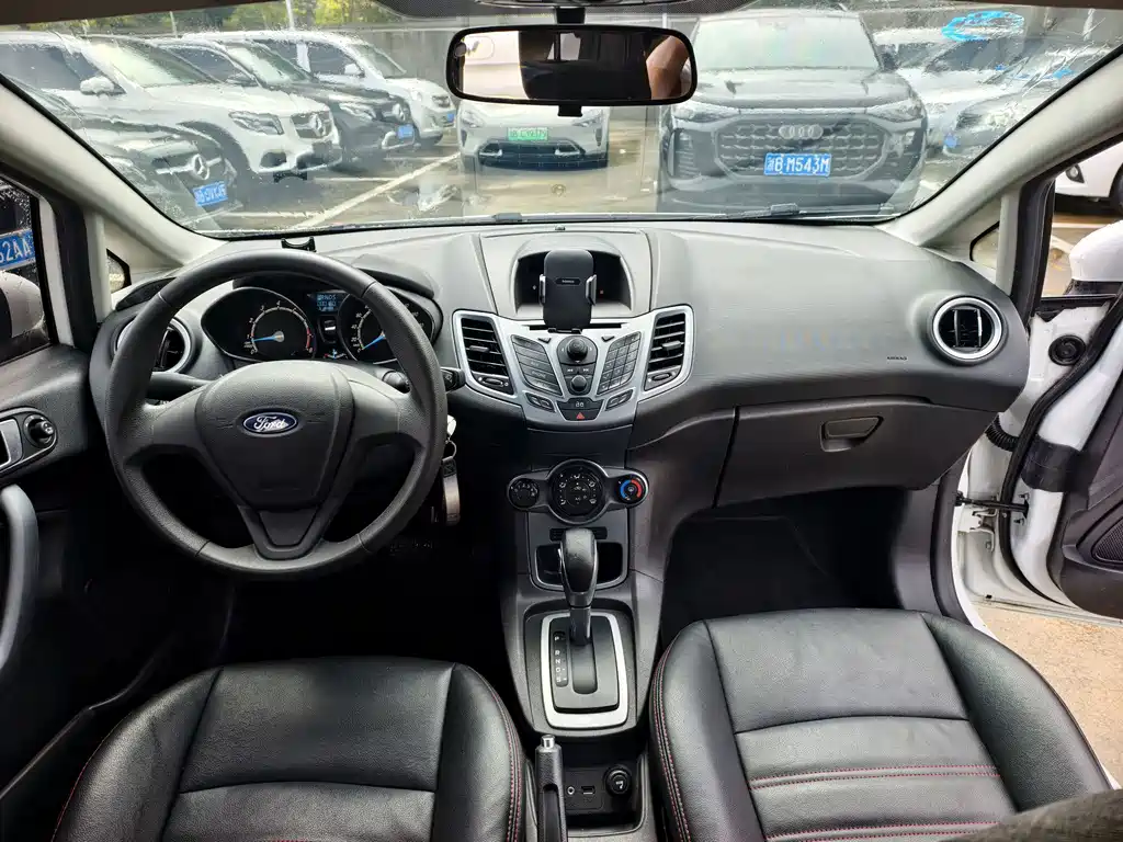 Ford Fiesta — миниатюра 8
