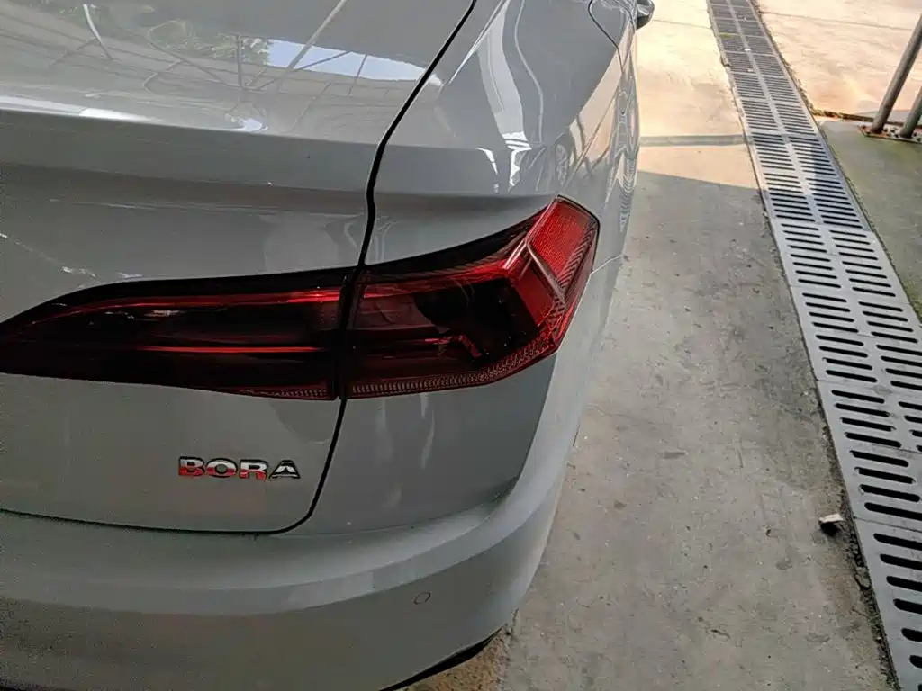 Volkswagen Bora — миниатюра 8