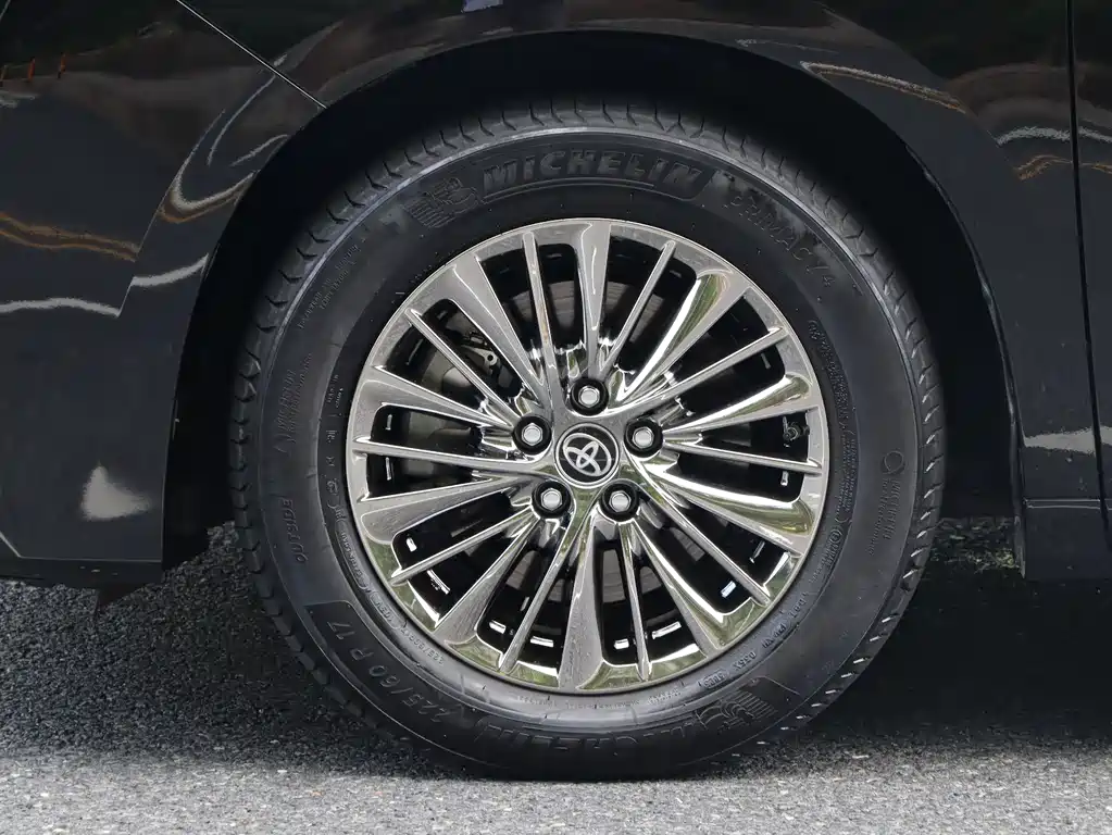 Toyota Alphard 2021 2.5L Luxury