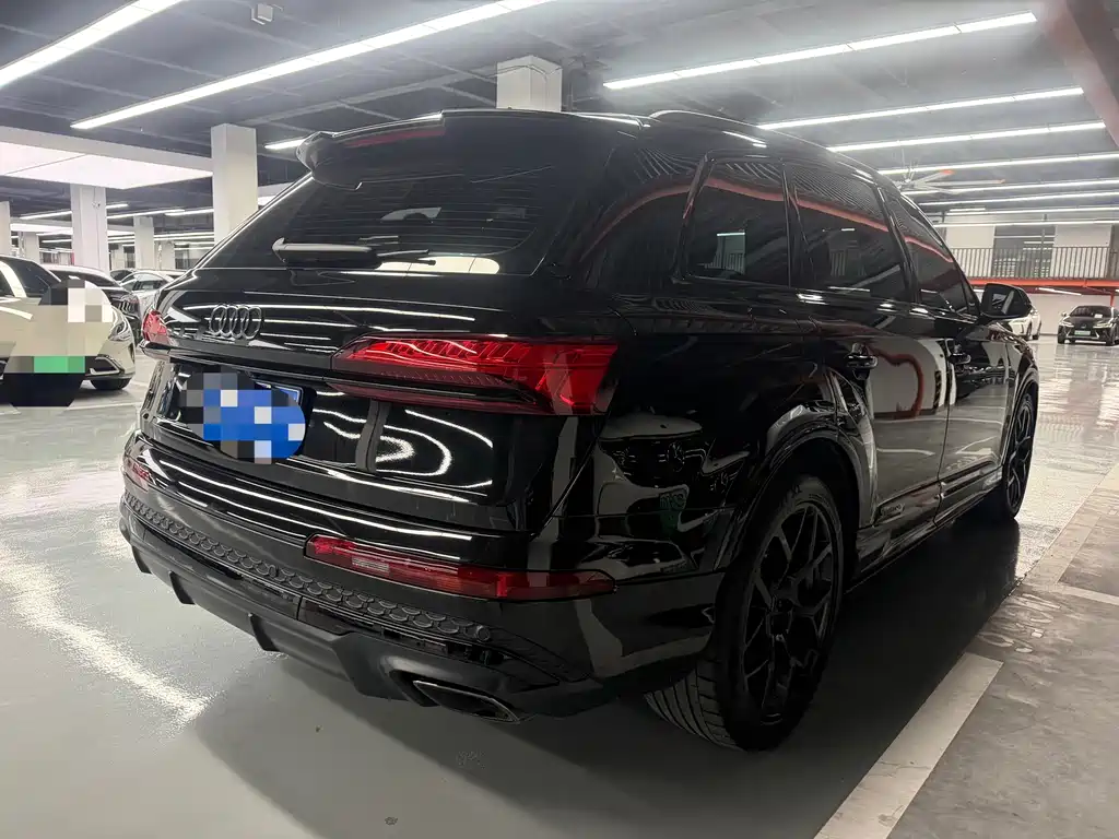 Audi Q7 — миниатюра 16