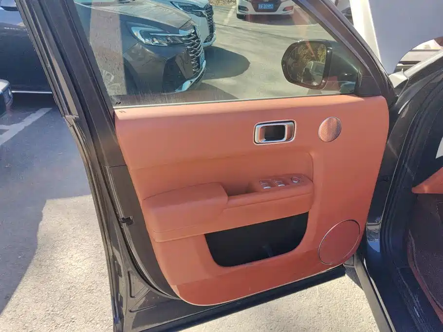 Li Auto Li L8 — миниатюра 7