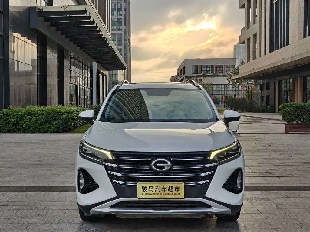 GAC TRUMPCHI GS4