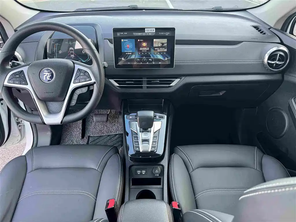 BYD Yuan EV — миниатюра 9