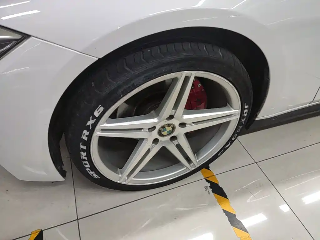 BMW 3 Series — миниатюра 23