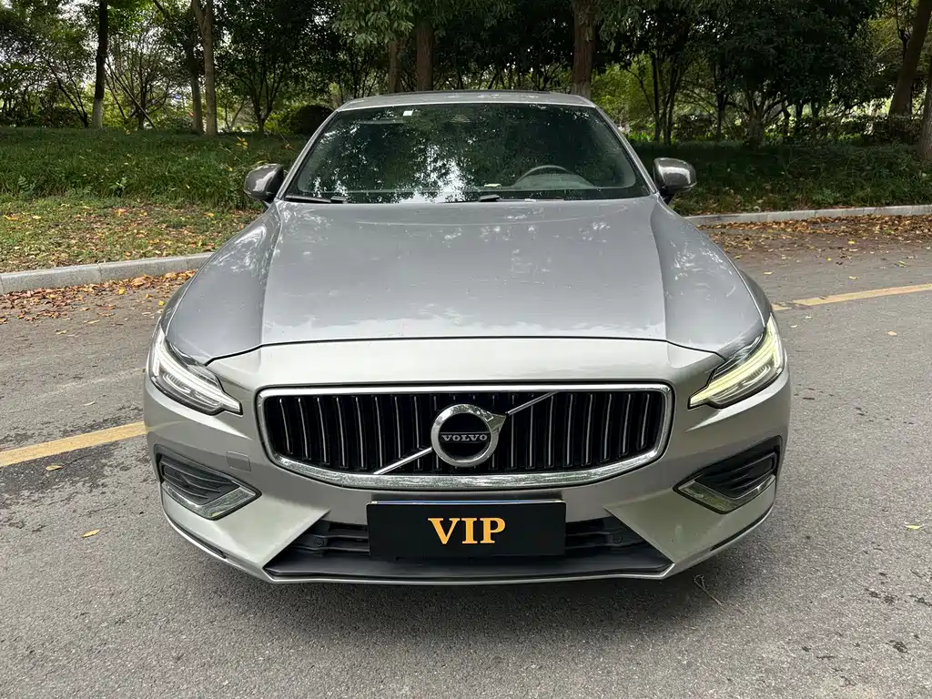 Volvo S60 — миниатюра 3