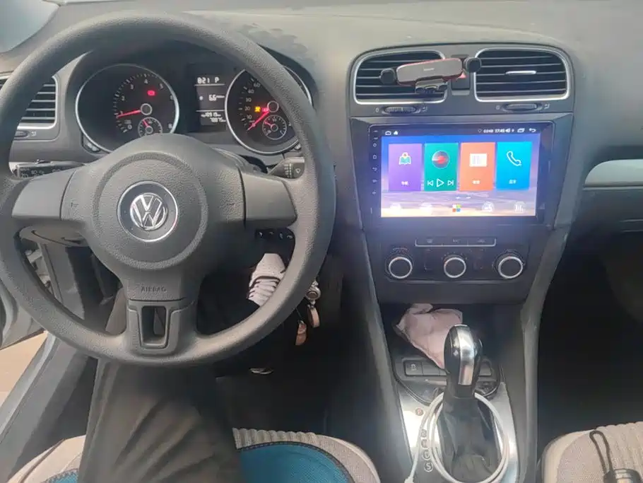 Volkswagen Golf — миниатюра 12