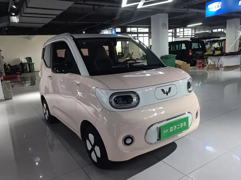 Wuling MINIEV — миниатюра 4