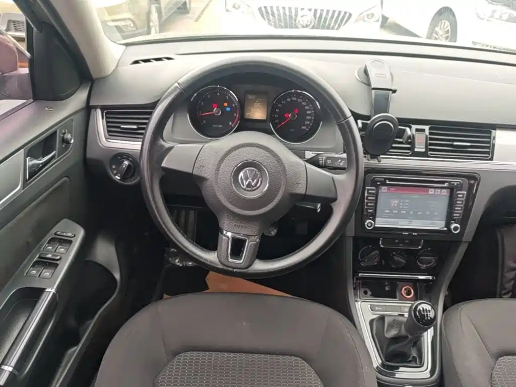 Volkswagen Bora — миниатюра 11