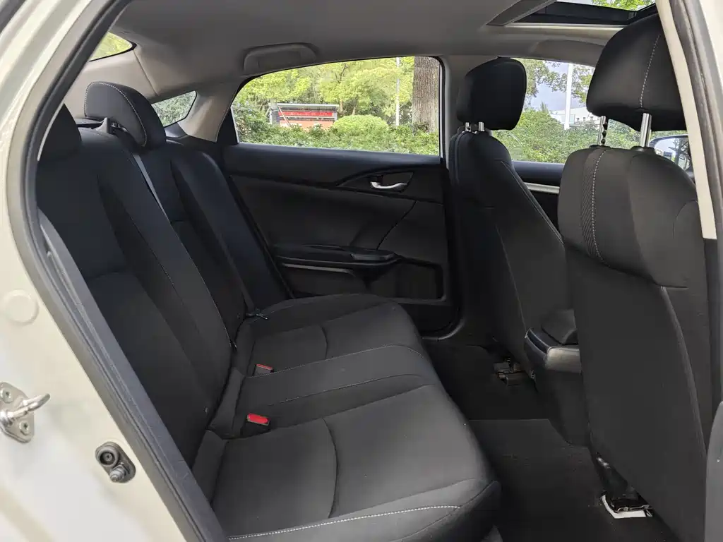 Honda Civic — миниатюра 13