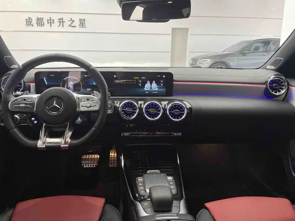 MERCEDES-BENZ CLA AMG