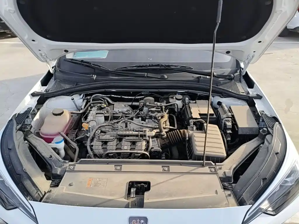 Roewe i5 — миниатюра 20