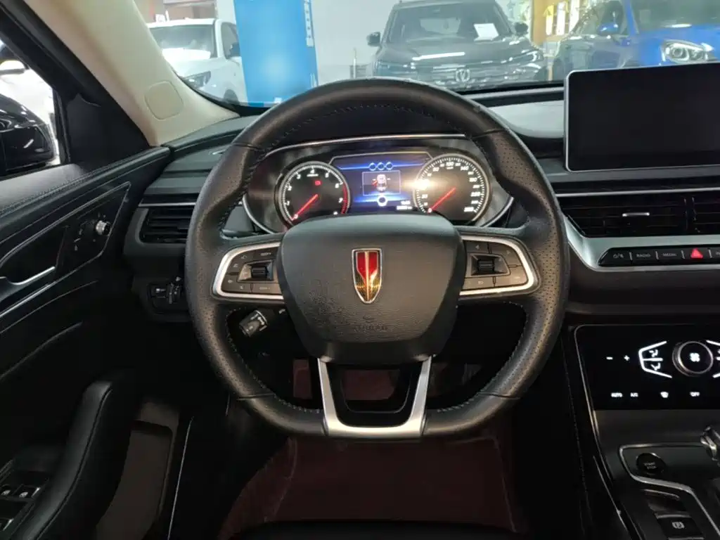 Hongqi Hongqi H5 — миниатюра 11