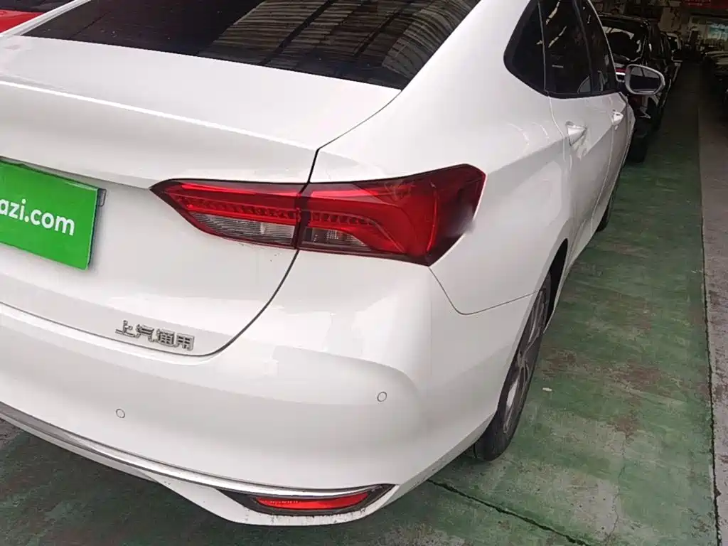 Buick Verano — миниатюра 8