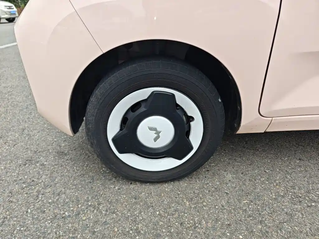 Wuling MINIEV — миниатюра 23