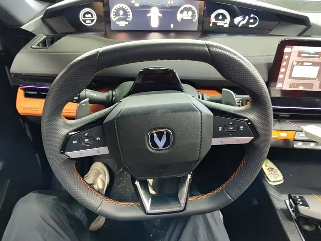 Changan UNI-V — миниатюра 11