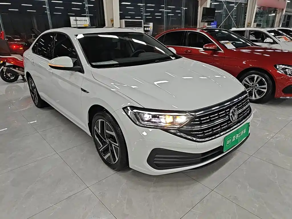 Volkswagen Sagitar — миниатюра 4