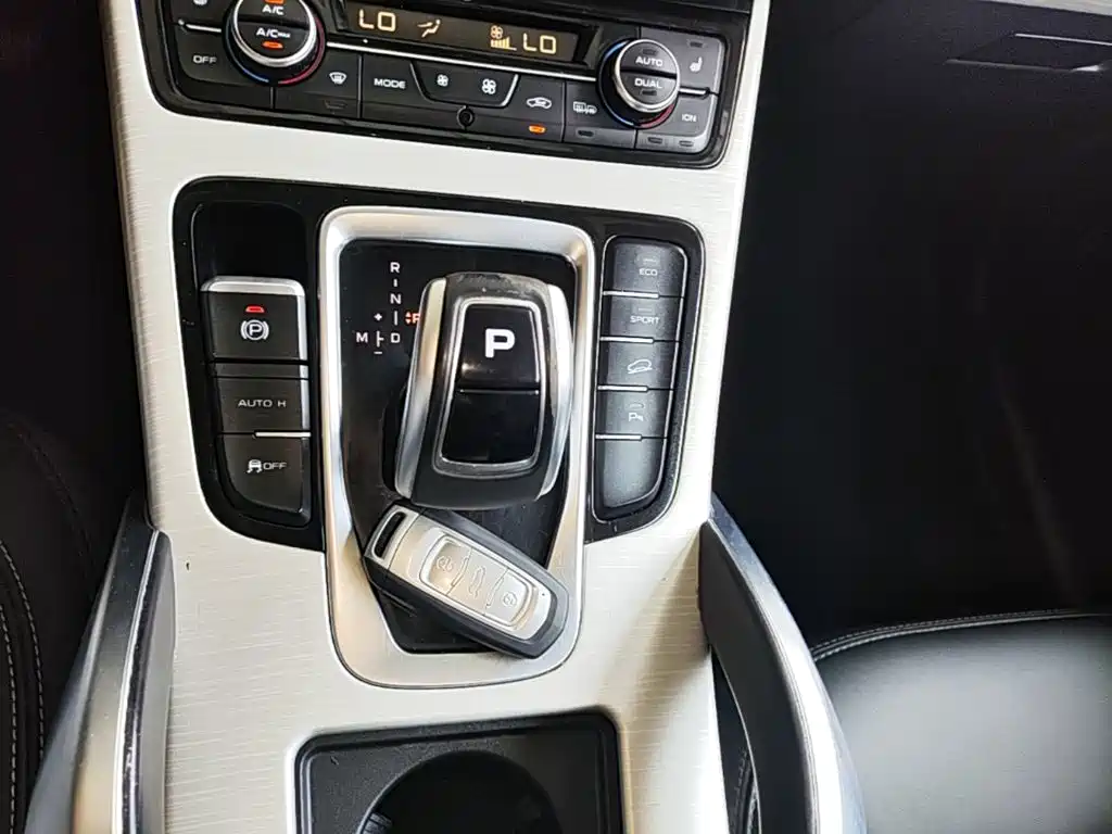 Geely Boyue — миниатюра 14