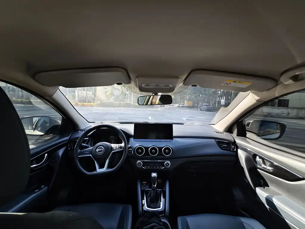 Nissan Qashqai — миниатюра 7