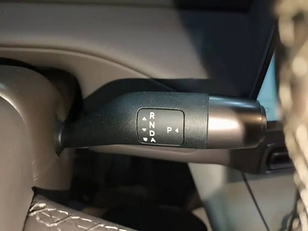 Li Auto Li MEGA — миниатюра 14
