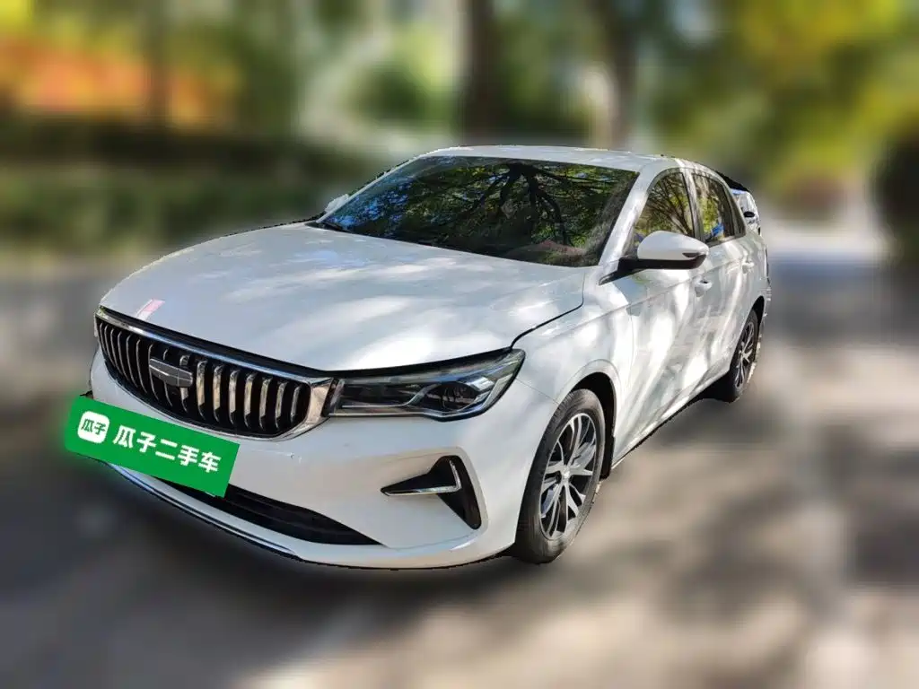 Geely Emgrand 2025 4 1.5L MT
