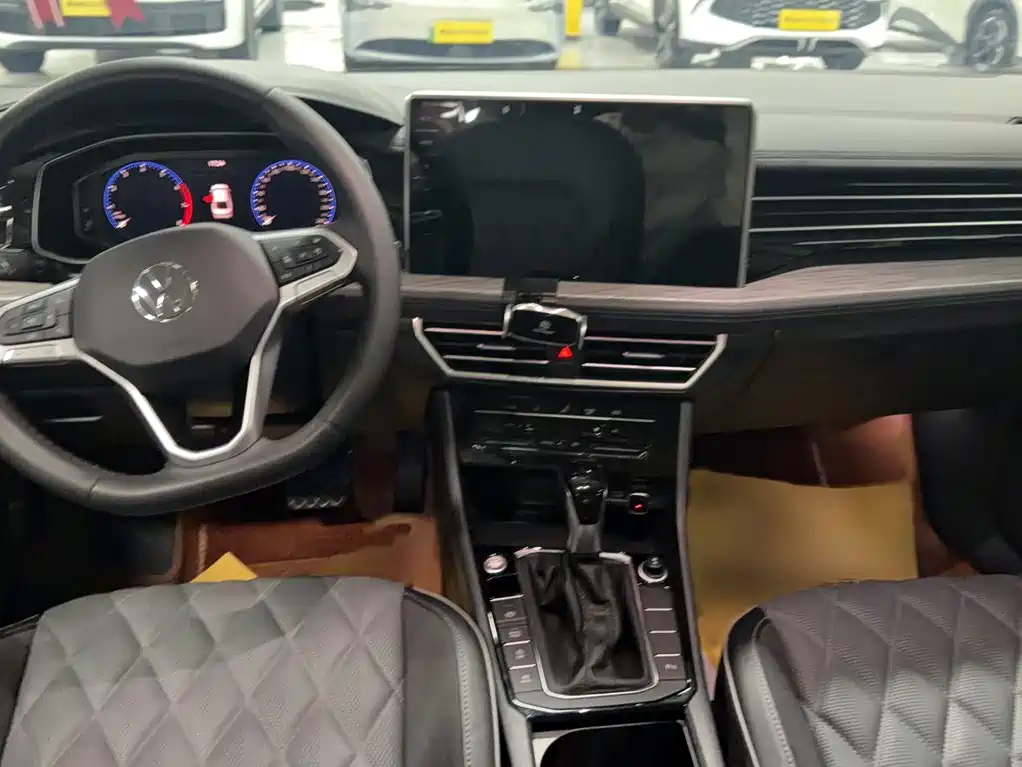 Volkswagen Sagitar — миниатюра 18