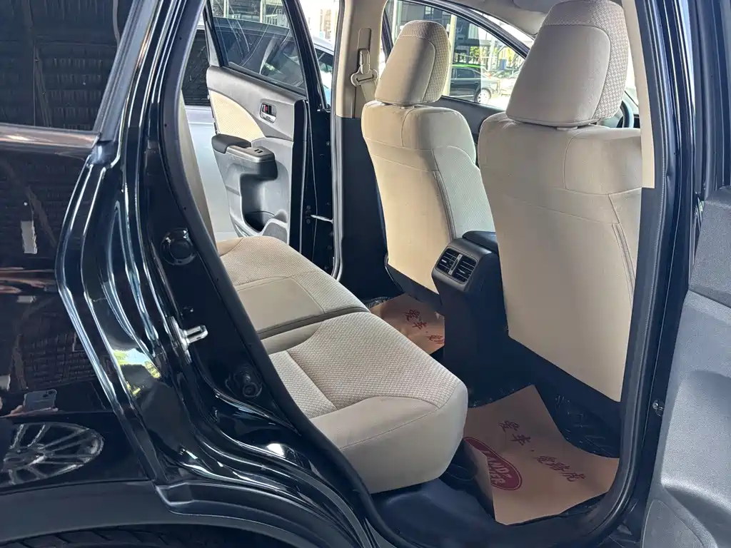 Honda CR-V — миниатюра 8
