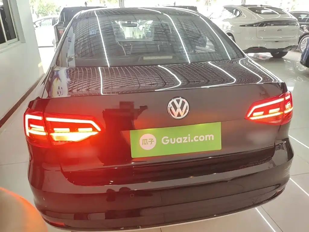 Volkswagen Sagitar — миниатюра 6