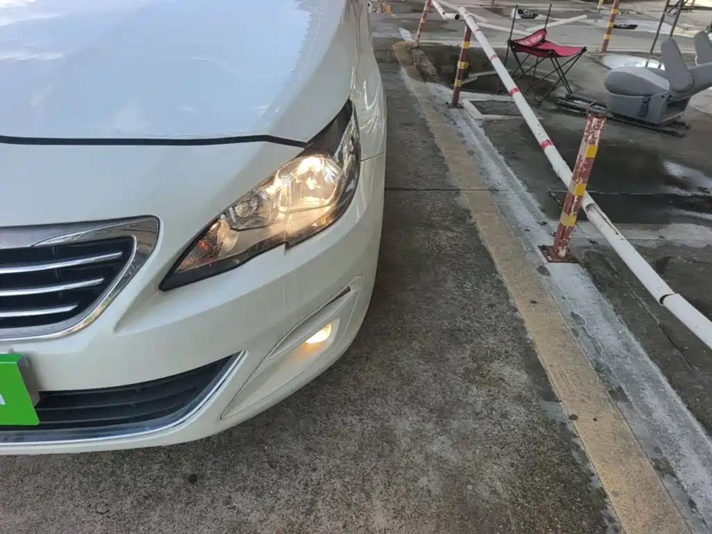 Peugeot 408 — миниатюра 24
