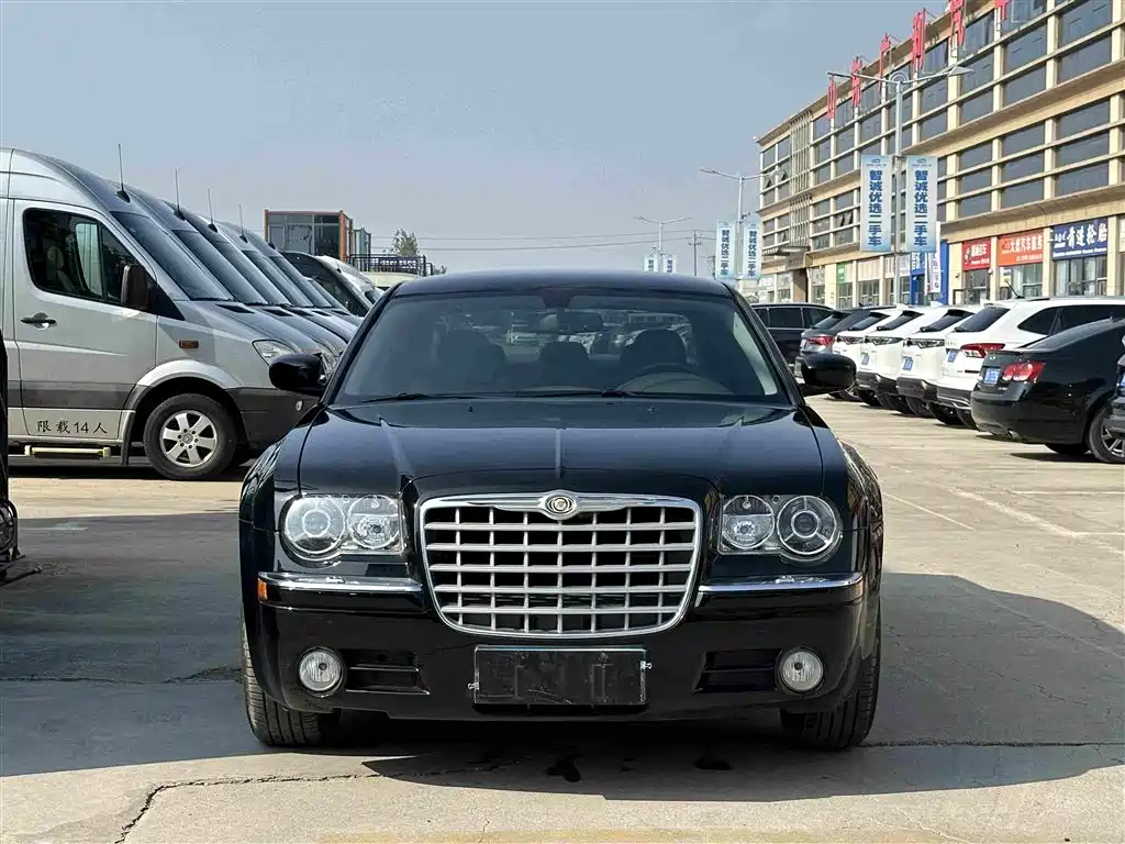 Chrysler 300C — миниатюра 2