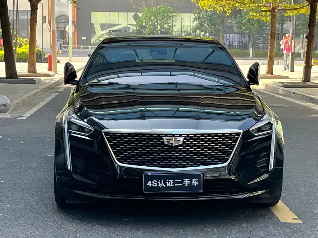CADILLAC CT6