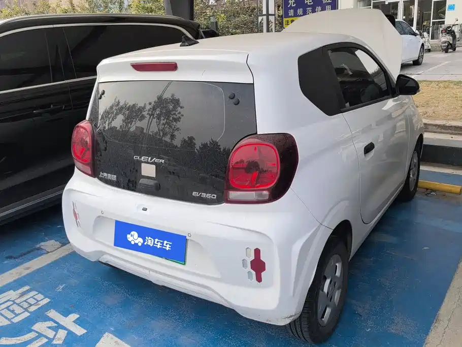 Roewe Clever — миниатюра 3