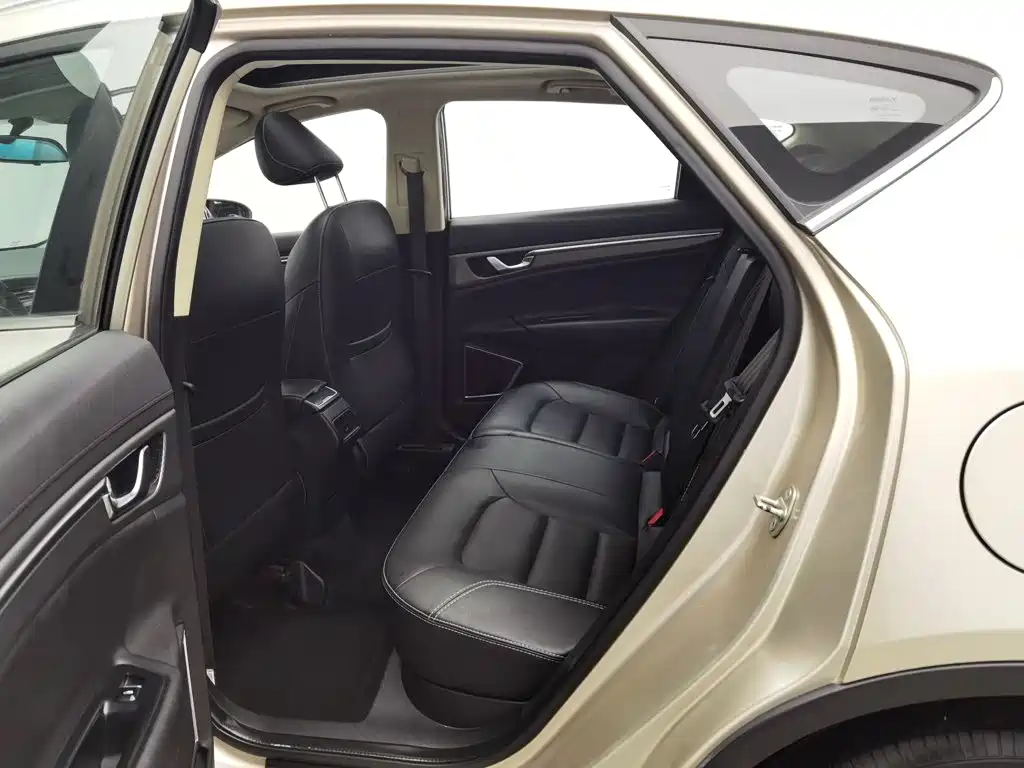 Geely Emgrand GS — миниатюра 15