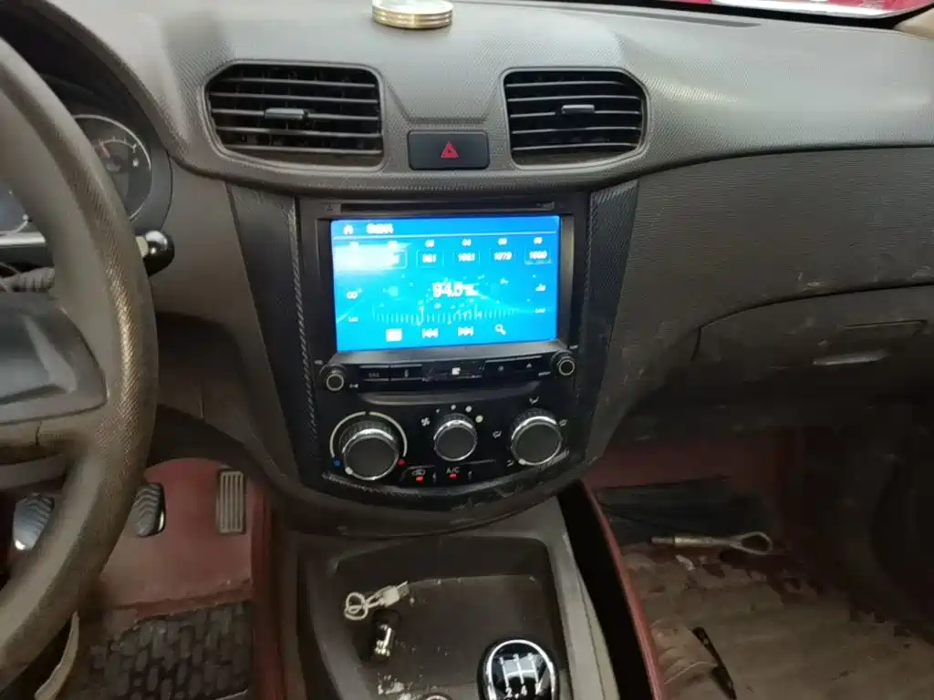 Wuling Hongguang — миниатюра 18