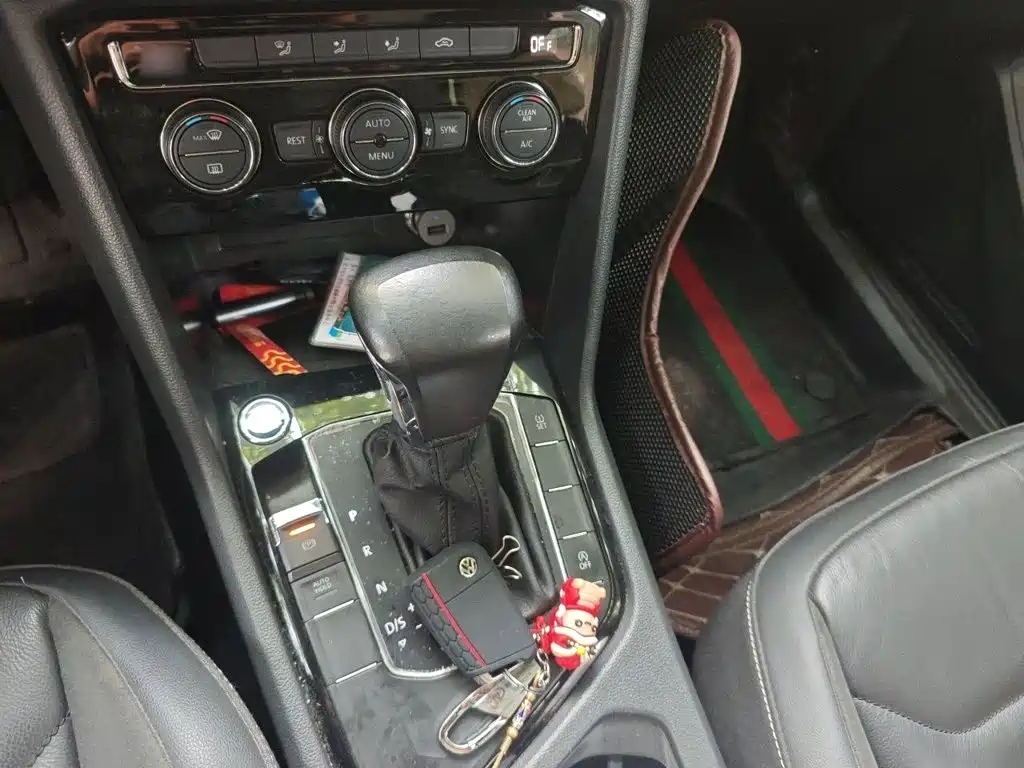 Volkswagen Tiguan L — миниатюра 7
