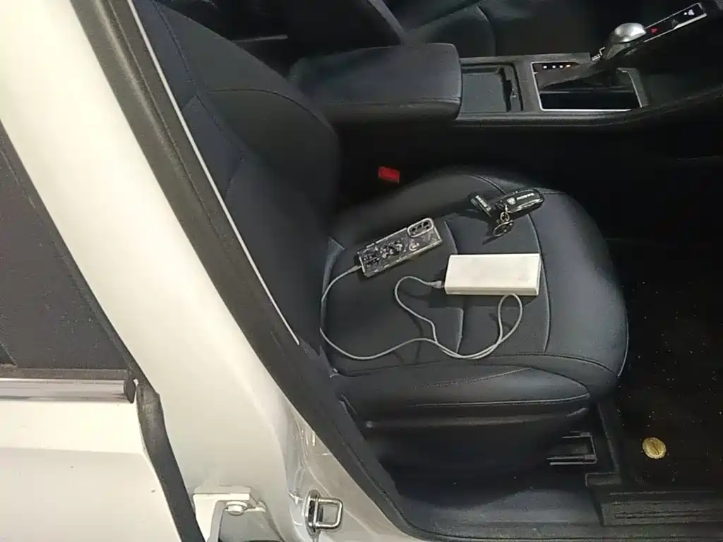 Roewe i5 — миниатюра 25