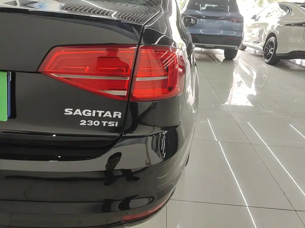 Volkswagen Sagitar — миниатюра 8