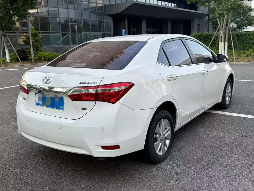 Toyota Corolla — миниатюра 9