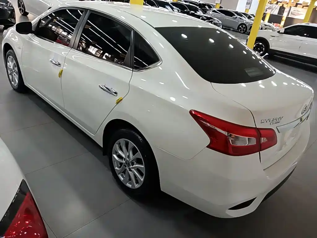 Nissan Sylphy — миниатюра 5