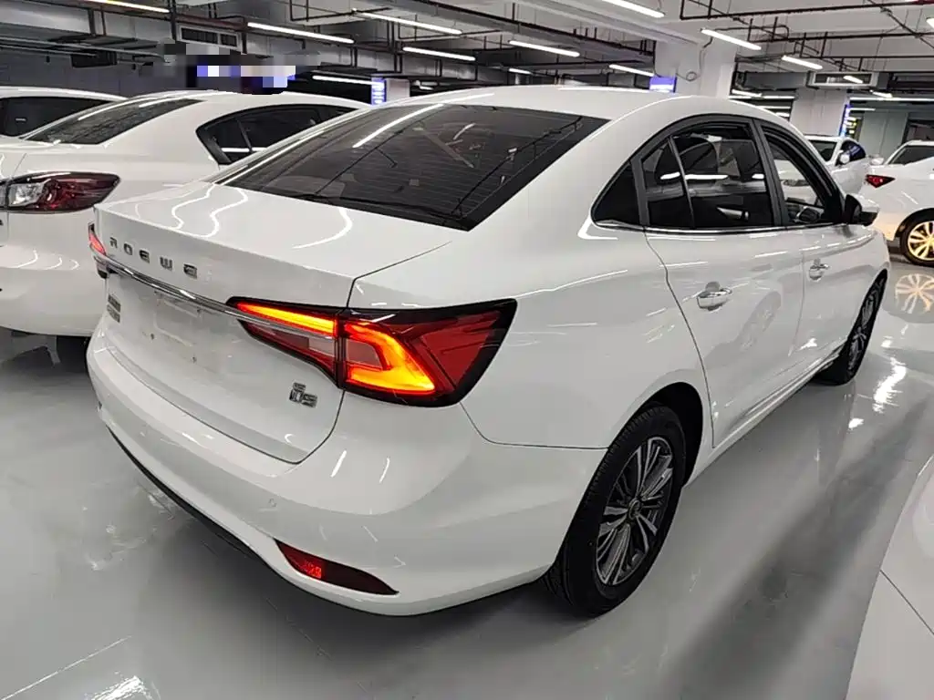 Roewe i5 — миниатюра 7