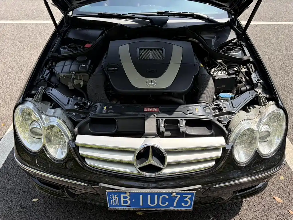 Mercedes-Benz CLK-Class — миниатюра 11
