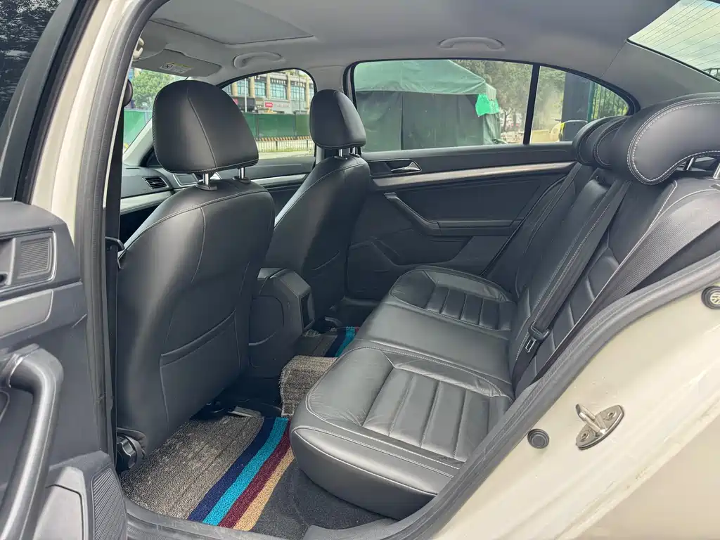 Volkswagen Lavida — миниатюра 8