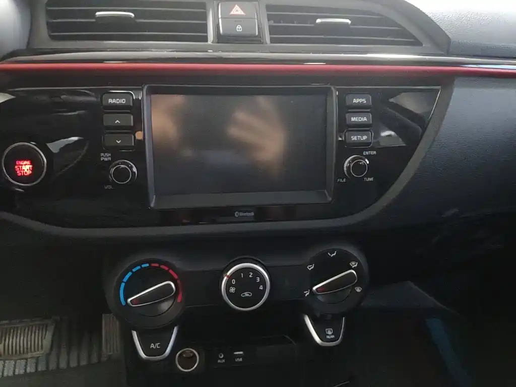 Kia KX Cross — миниатюра 13