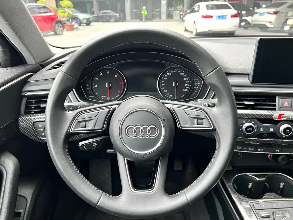 Audi A4L — миниатюра 6