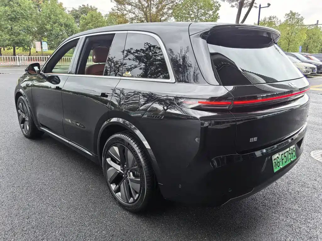 Li Auto Li L8 — миниатюра 16