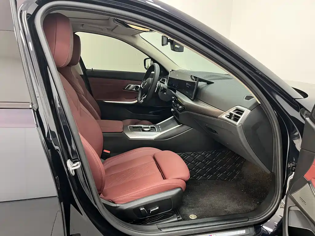 BMW 3 Series — миниатюра 10