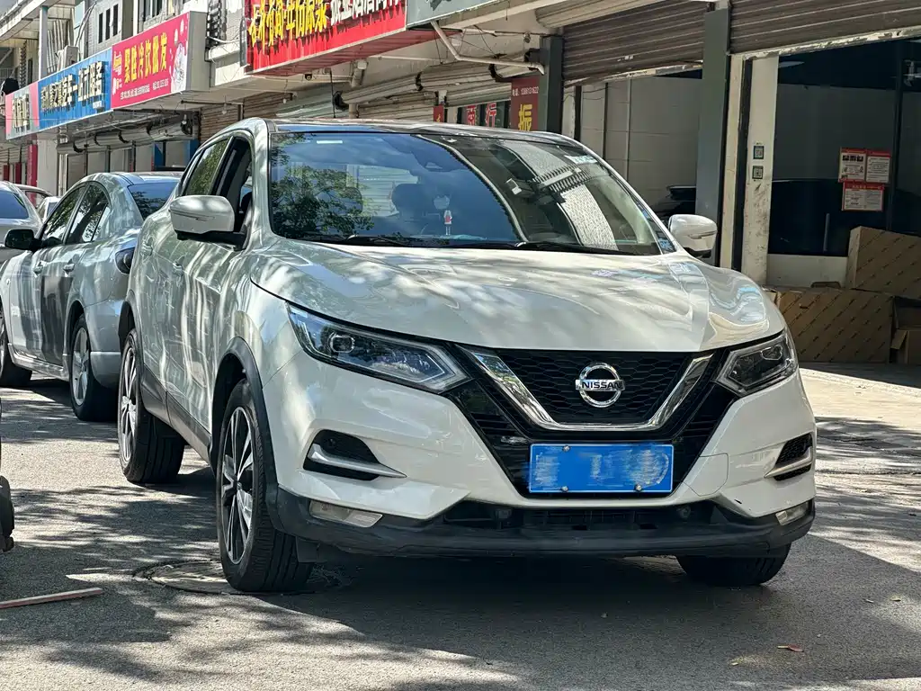 Nissan Qashqai — миниатюра 3