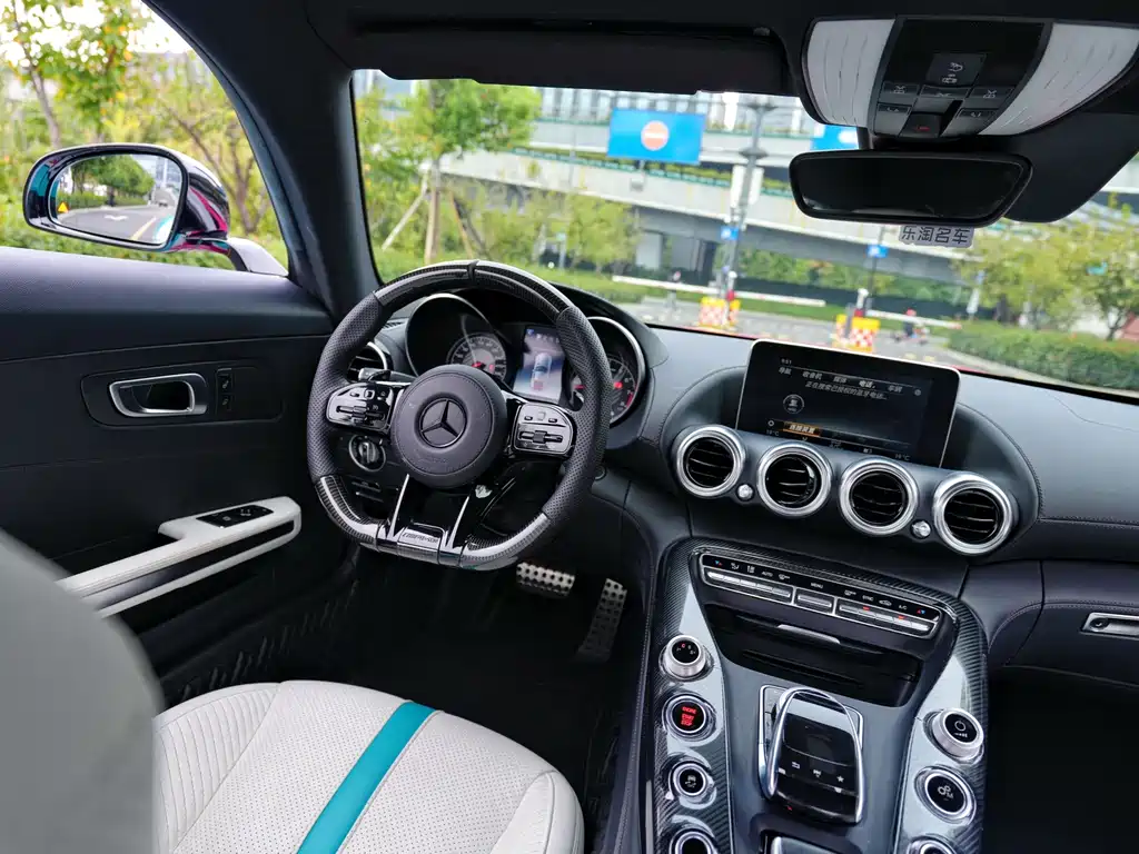 Mercedes-Benz AMG GT — миниатюра 7