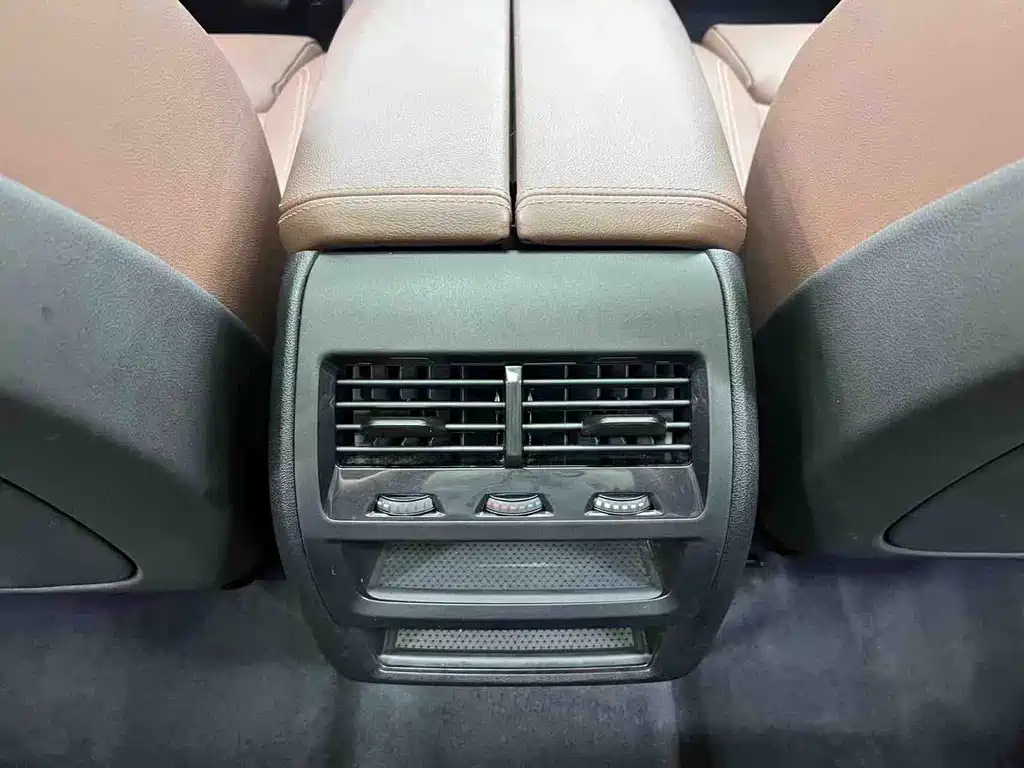 BMW X5 (Import) — миниатюра 15