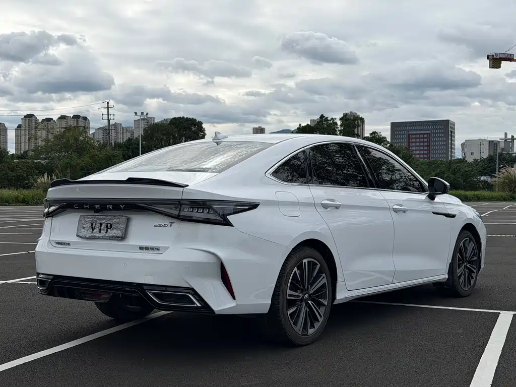 Chery Arrizo 8 — миниатюра 4